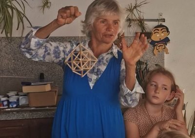 Kabantys sodai. Dirbtuvės su tautodailininkais Dalia ir Jonu Ališauskais